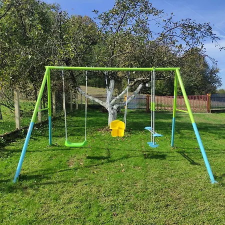 Sumska Oaza Ferienhaus *