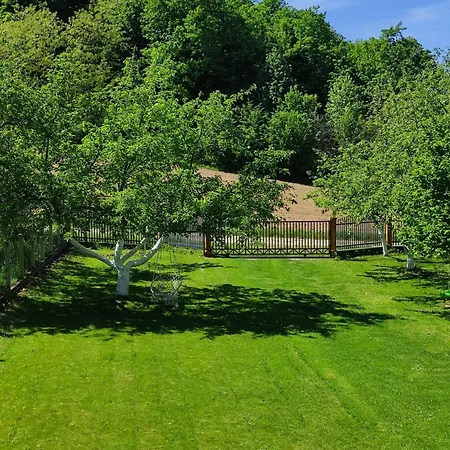 Ferienhaus Sumska Oaza *